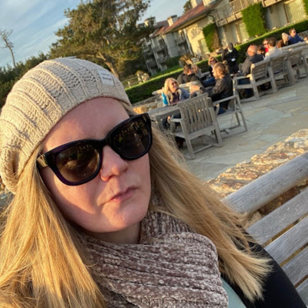Meet your Posher, Laura